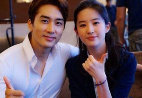 吃瓜娱乐明道,揭秘明星幕后趣事