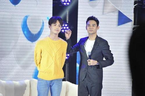 汇叔扒娱乐吃瓜,揭秘娱乐圈那些不为人知的吃瓜瞬间